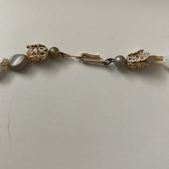 VINTAGE JAPAN NECKLACE - Picture 2 of 6